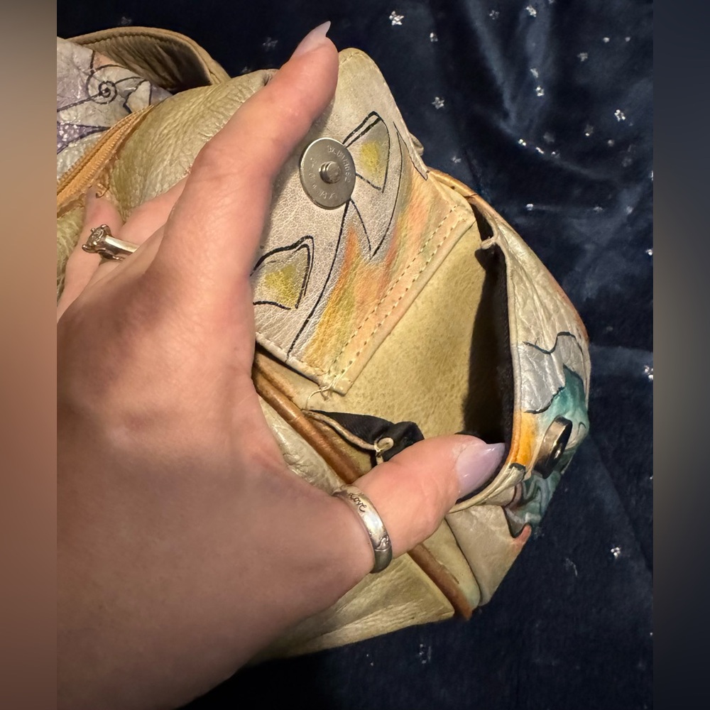 Magnifique Vintage Hand Painted Shoulder Bag (Tan) - EUC - Picture 10 of 10